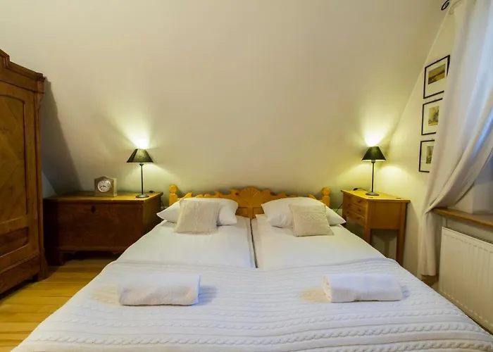 Zakohome- Piec Gruszek זקופאנה