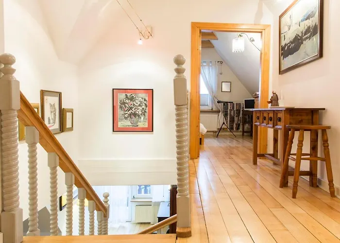 Zakohome- Piec Gruszek 아파트 자코파네